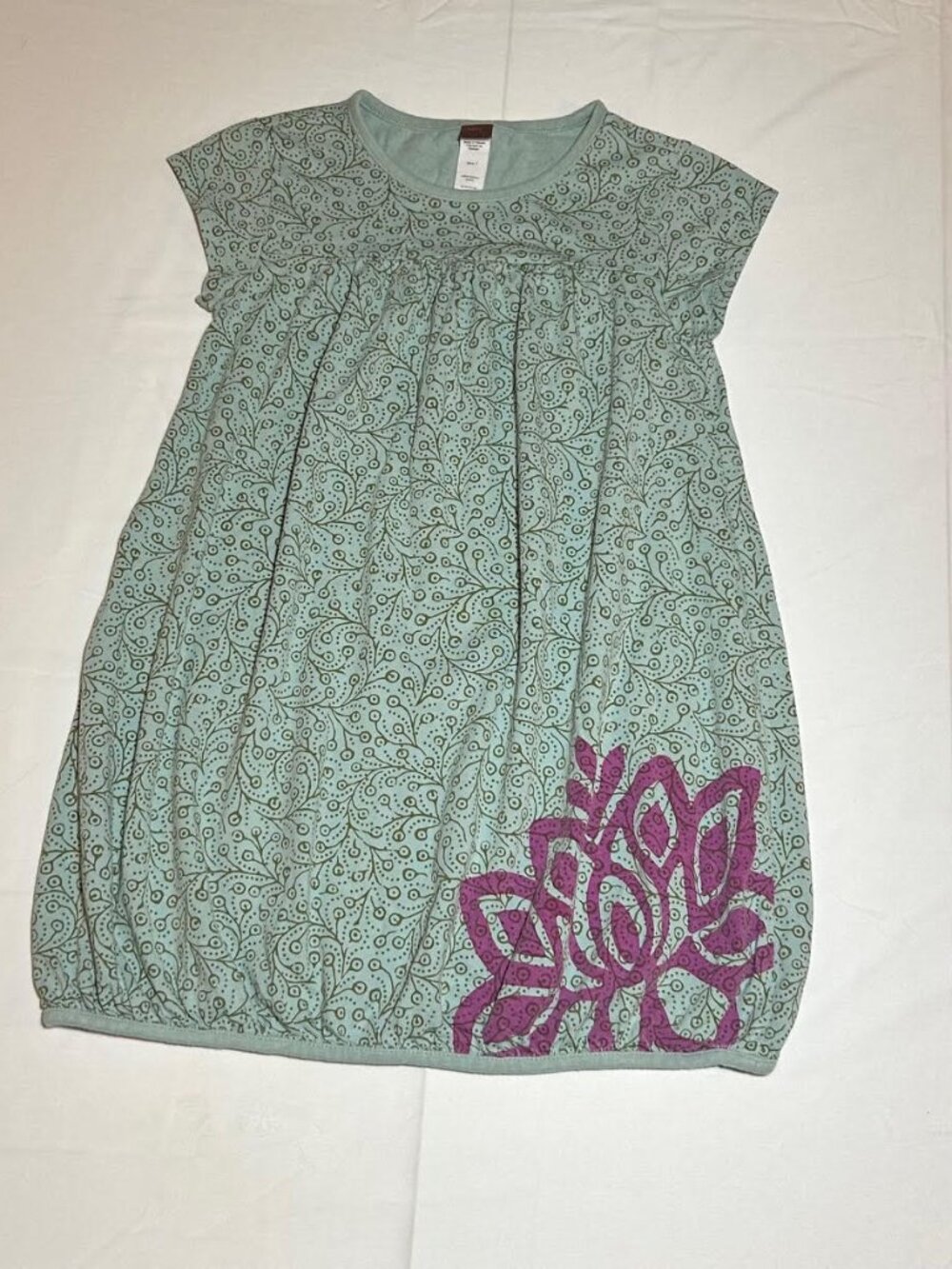 Tea Girls Size 7 Light Green with Purple Lotus Short Sleeve Dress Lightweight